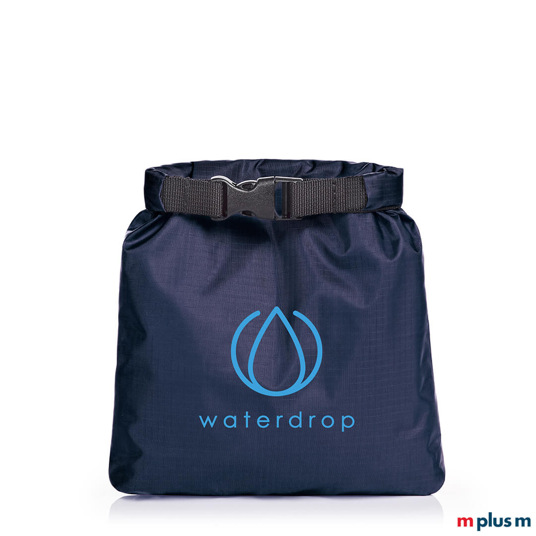 Blauer Drybag Safe 1,4 l mit verschweißten Nähten und Rollverschluss, spritzwassergeschützter Packsack leicht und robust mit Logo bedrucken